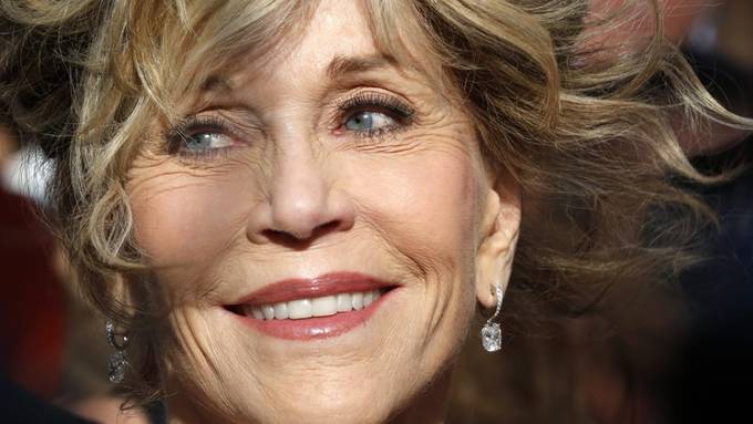 Jane Fonda will Einnahmen aus Jogginganzug-Verkauf spenden