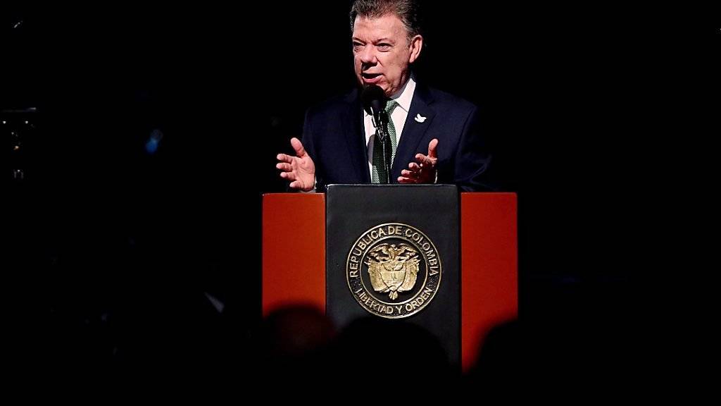 Kolumbiens Präsident Juan Manuel Santos räumt den Nachverhandlungen mit der FARC-Guerilla mehr Zeit ein. (Archivbild)