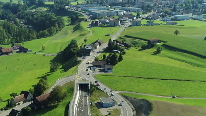 Eröffnung: Umfahrungsstrasse Bütschwil für Verkehr frei