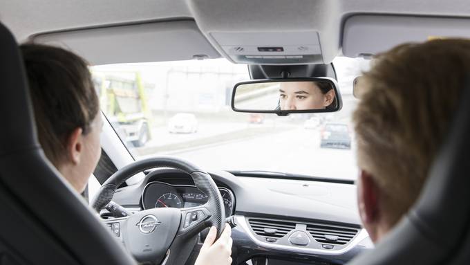Bestechungsfälle bei Fahrprüfungen in Bassersdorf aufgedeckt
