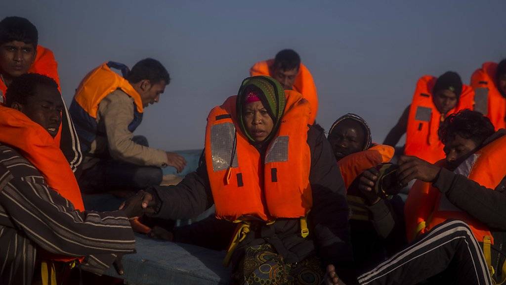Nach Angaben der Internationalen Organisation für Migration (IOM) wurden in diesem Jahr mehr als 27'000 aus Libyen kommende Bootsflüchtlinge gerettet und nach Italien gebracht. (Archiv)