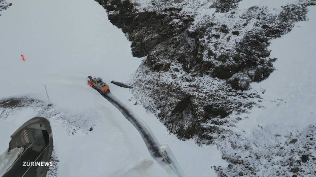 Schneeräumen auf dem Gotthard