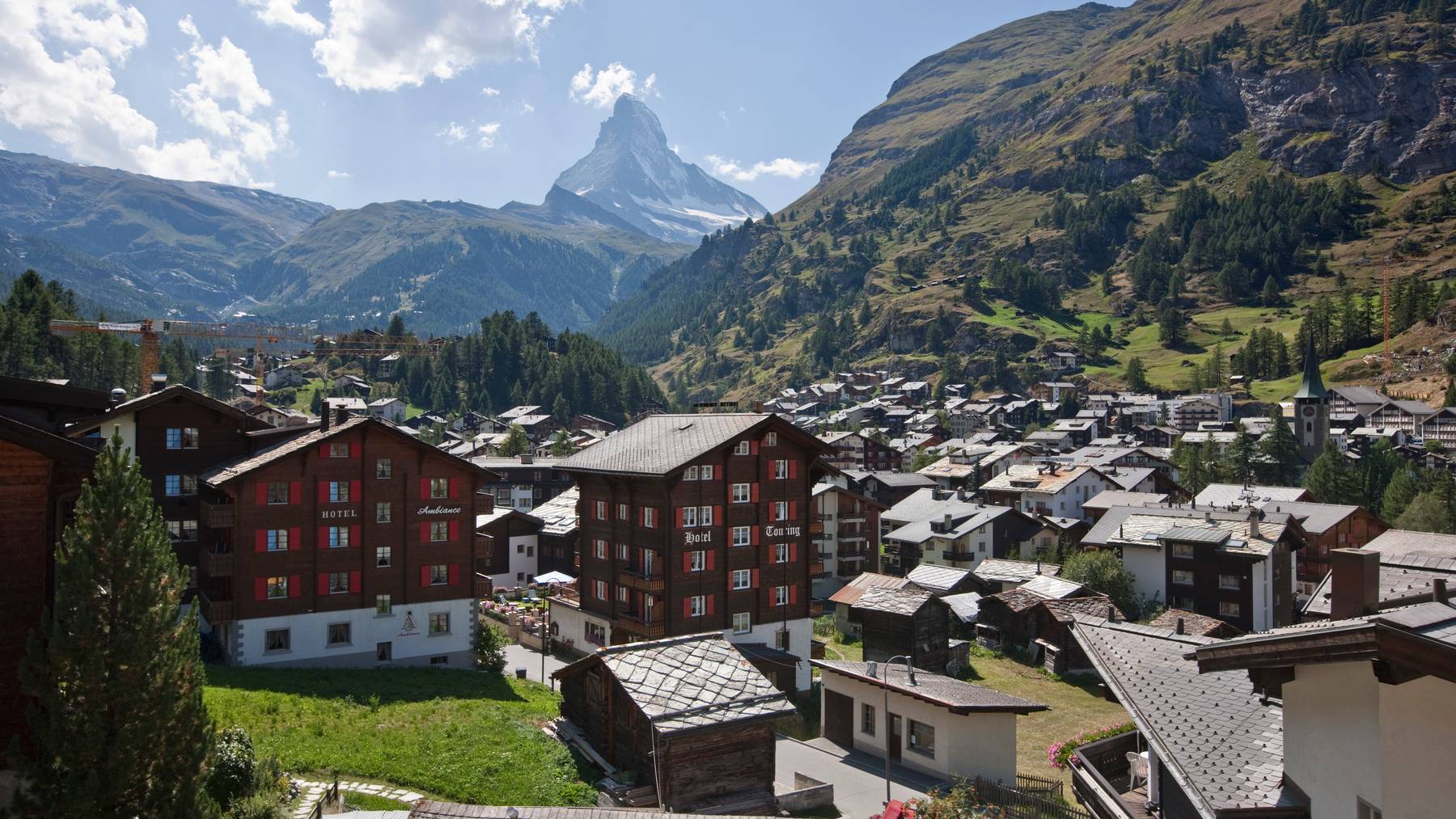 Überzeugen sollen Feriengäste nicht nur das Matterhorn, sondern auch ein Gutschein im Wert von 100 Franken.