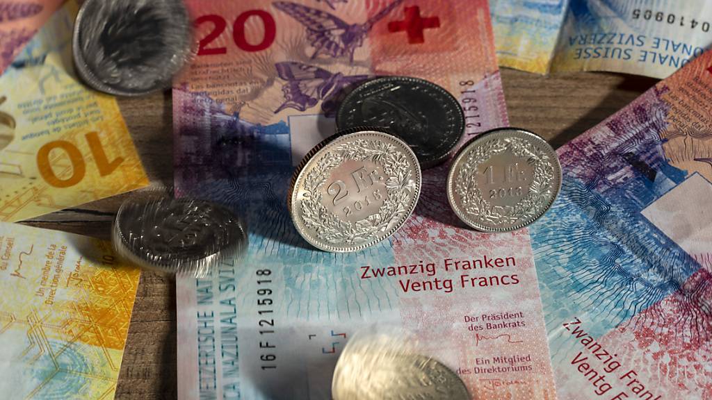 Die Obwaldner Steuerpflichtigen profitieren von höheren Ausgleichszinsen. (Symbolbild)