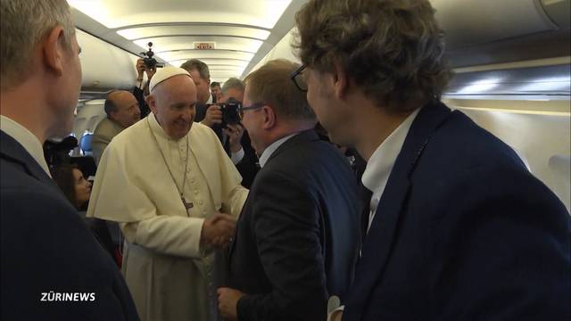 Mit dem Papst höchstpersönlich im Flugzeug