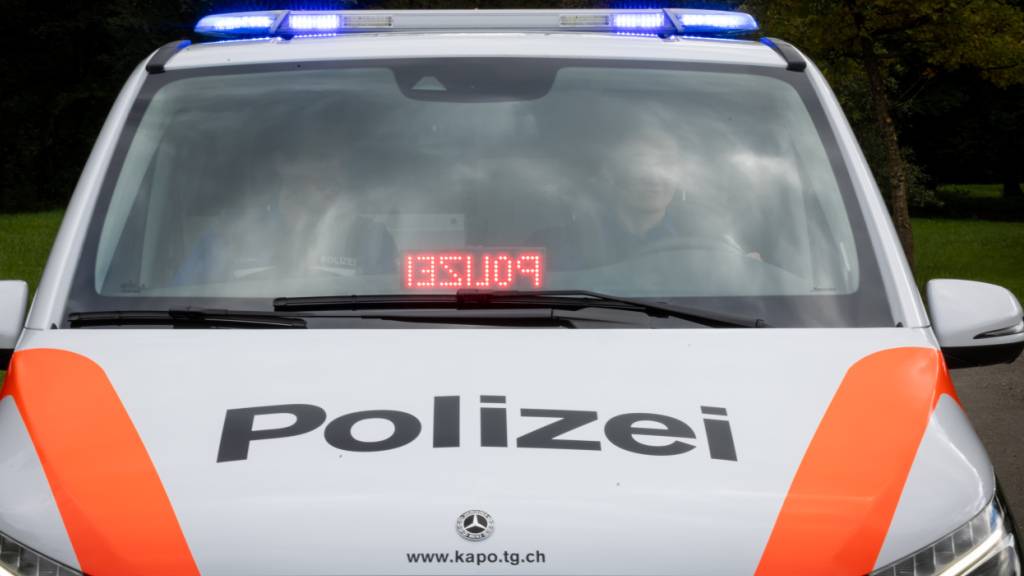 Eine Geschwindigkeitsmessung der Kantonspolizei Thurgau erfasste ausserorts bei Basadingen TG einen Autofahrer mit 178 km/h. (Symbolbild)