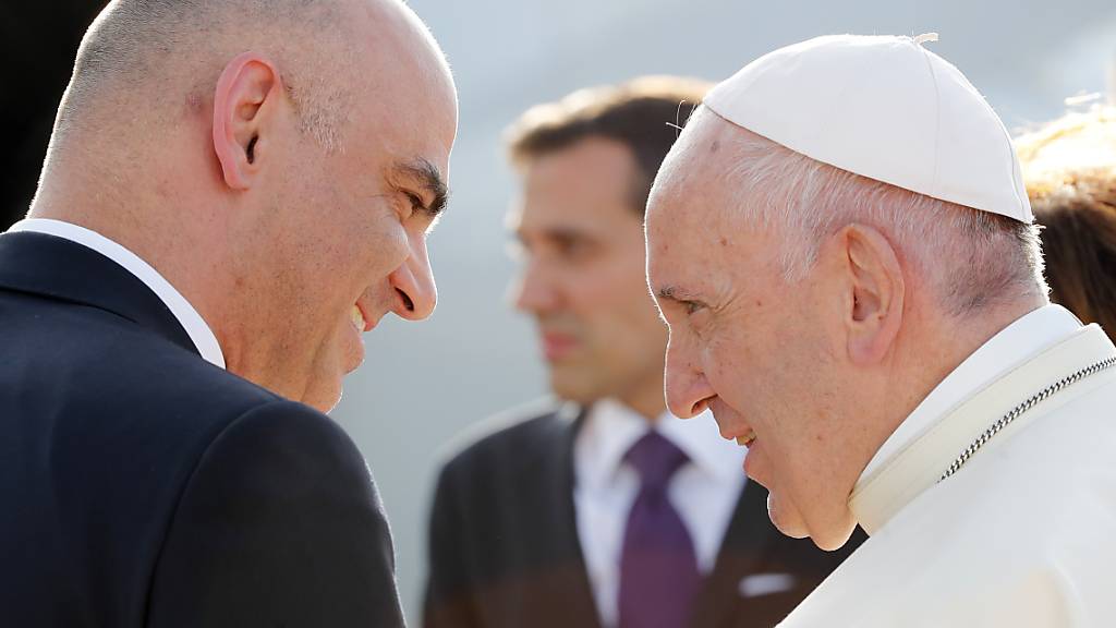 Bundespräsident Alain Berset (links) und Papst Franziskus werden sich am kommenden Donnerstag im Vatikan treffen. (Archivbild)