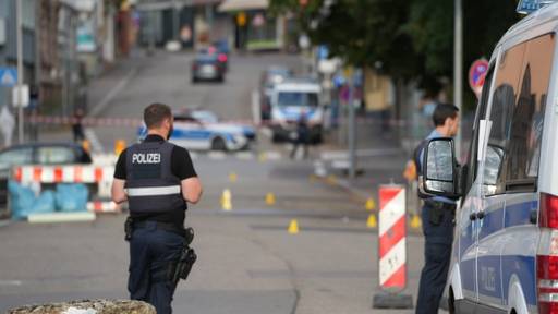 Sechs Schüsse trafen getöteten Polizisten im deutschen Saarland