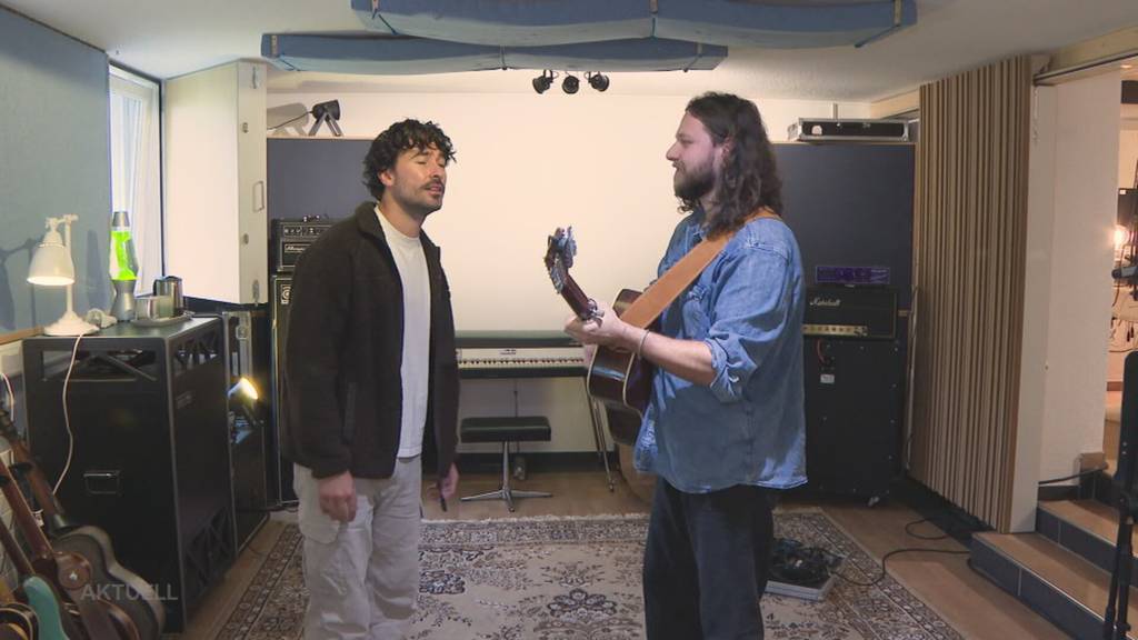 Musik-Exoten: Solothurner Duo produziert eigene Songs auf Rätoromanisch