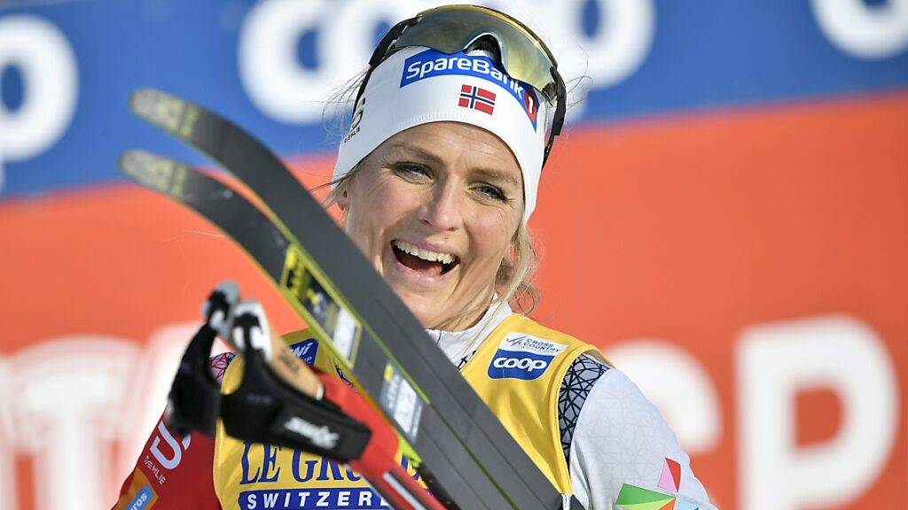 Das Lächeln einer Seriensiegerin. Therese Johaug gewann beim Abschied am Holmenkollen zum 81. Mal ein Weltcuprennen.