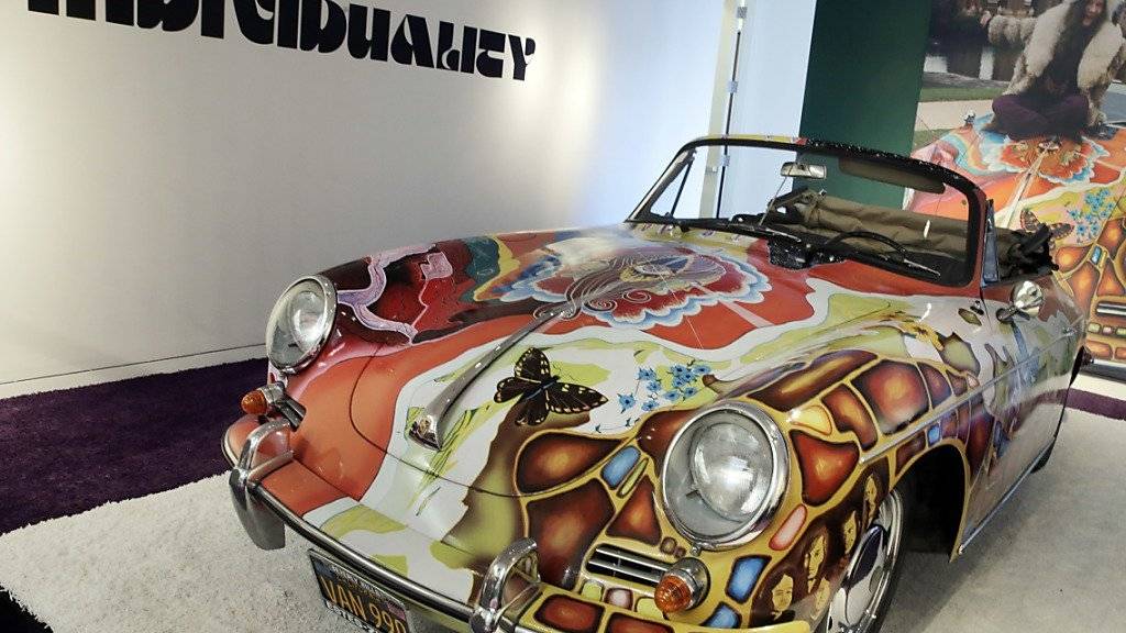 Janis Joplins bunter Porsche hat bei einer Versteigerung knapp 1,8 Millionen Dollar eingebracht. (Archivbild)