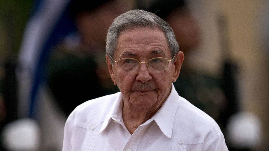 Kubas Staatschef Raul Castro: Derzeit versuchen viele Kubaner, über mittelamerikanische Länder in die USA zu gelangen, weil sie befürchten, nach der Annäherung zwischen den USA und Kuba nicht mehr so leicht politisches Asyl in den USA zu erhalten.
