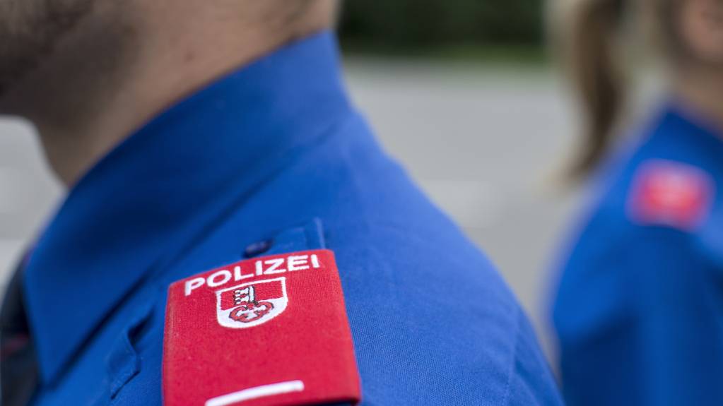 Obwaldner Kantonsrat hält an Anhörung der Polizei fest
