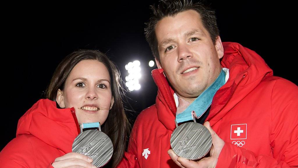 Jenny Perret und Martin Rios im Glanz ihrer Olympia-Silbermedaillen