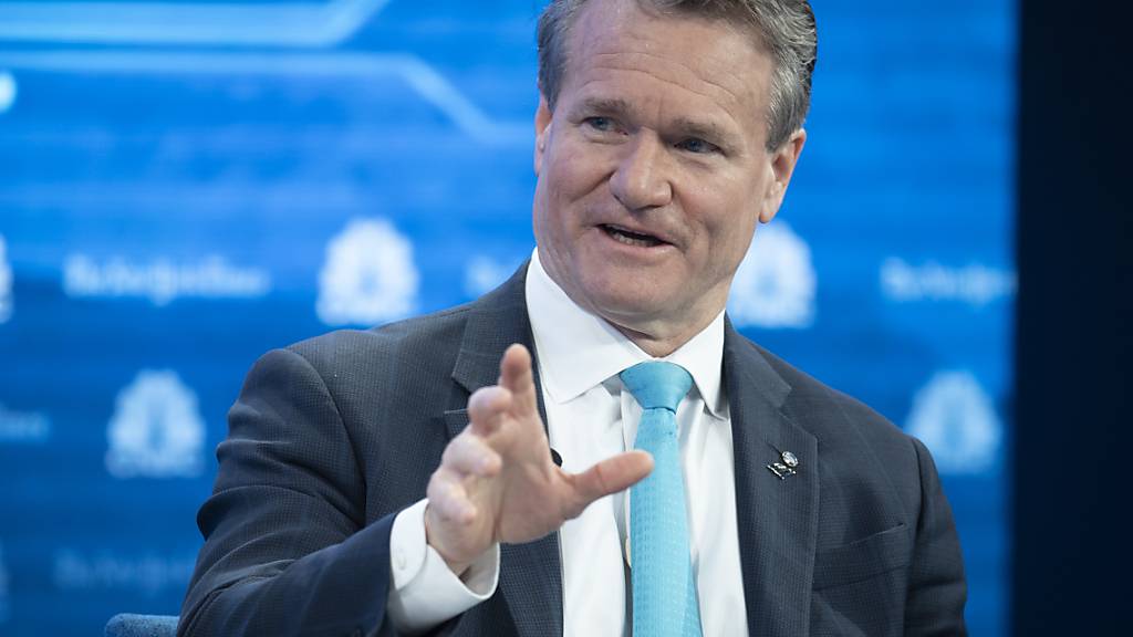 Die Bank of America hat im zweiten Quartal von den steigenden Zinsen profitiert und mehr Gewinn geschrieben. Im Bild Bank-Chef Brian Moynihan. (Archivbild)