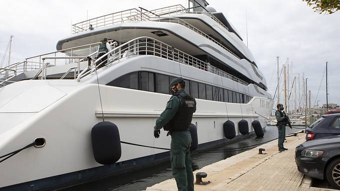 Polizei beschlagnahmt Russische Oligarchen-Jacht auf Mallorca