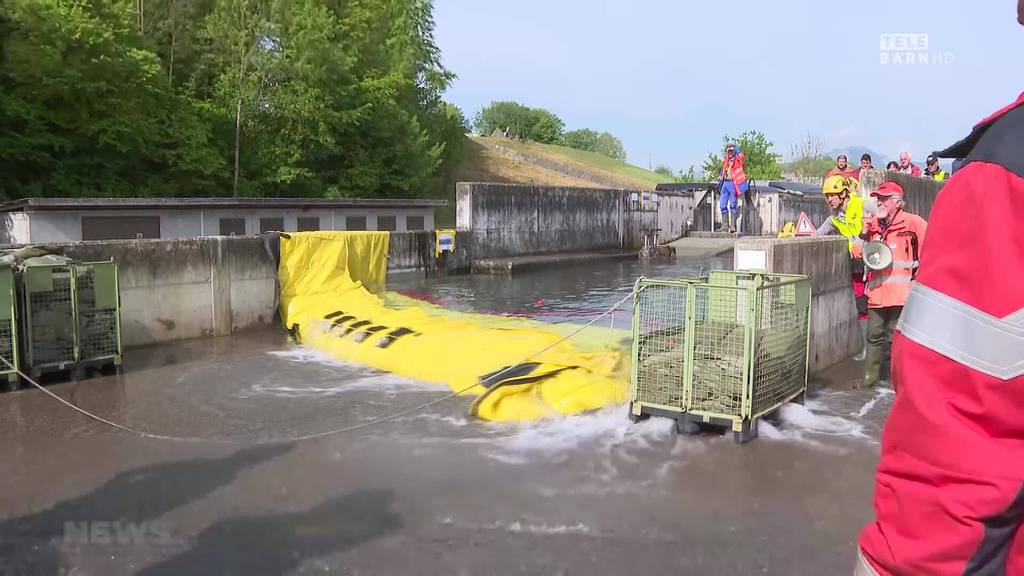 40 Freiwillige bereiten sich in Wangen an der Aare auf Hochwasser vor