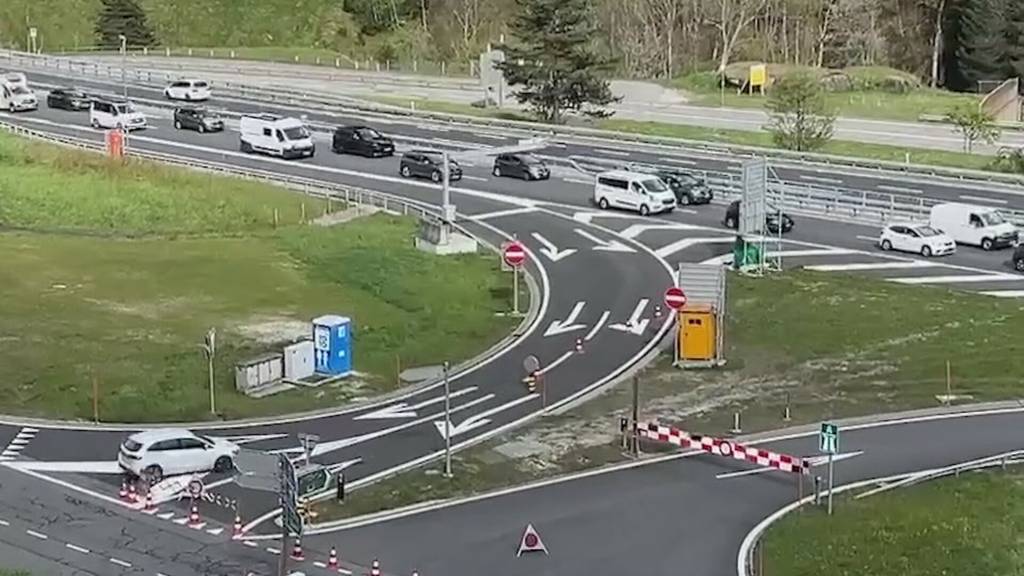 Ausfahrt als Einfahrt genutzt: Gotthard-Stauumfahrer werden gebüsst