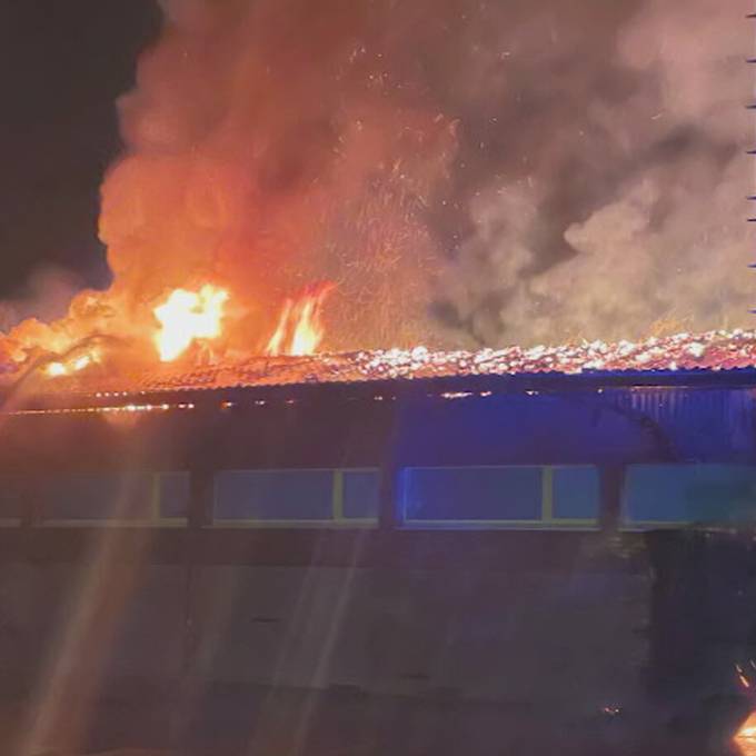 Brand in Turnhalle – das sagt die Gemeinde zu den Feuerteufel-Gerüchten