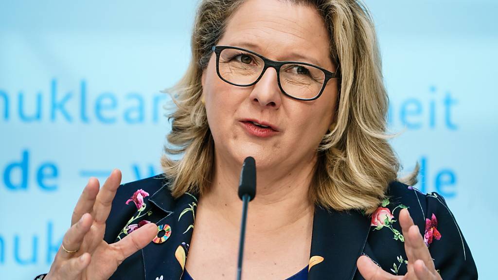 Die deutsche Umweltministerin Svenja Schulze unterstützt eine Abgabe für Plastikmüll. (Archivbild)