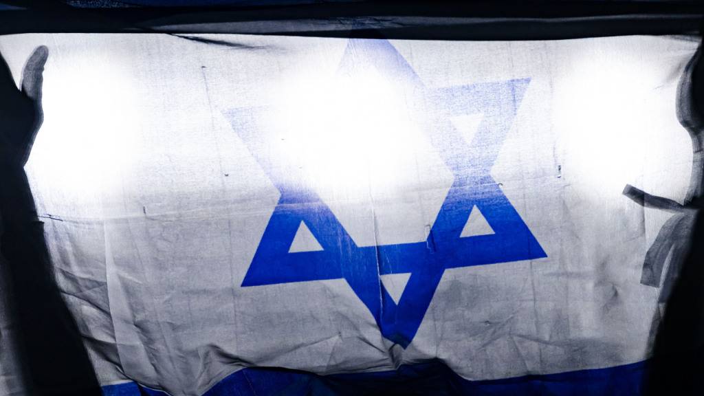 Der Ständerat will nicht, dass sich die Schweiz den EU-Sanktionen gegen gewalttätige israelische Siedler anschliesst. Er hat eine entsprechende Forderung abgewiesen. (Themenbild)