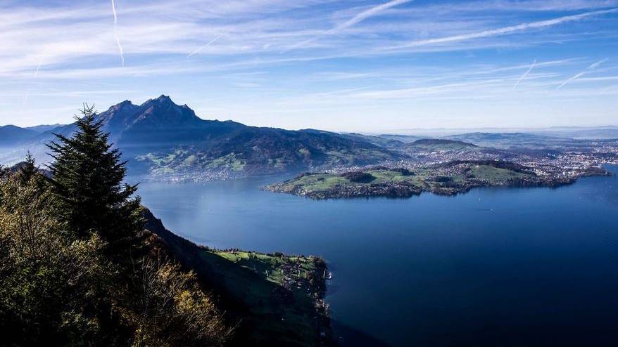 Blick vom Bürgenstock auf den Vierwaldstättersee