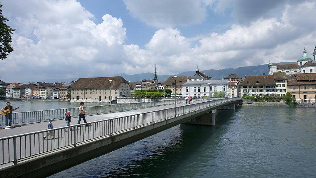 Im Kanton funktioniert der Finanzausgleich zwischen den reichen und armen Gemeinden. Die Stadt Solothurn (Bild) zahlt in den Ausgleichstopf ein. (Archivbild)