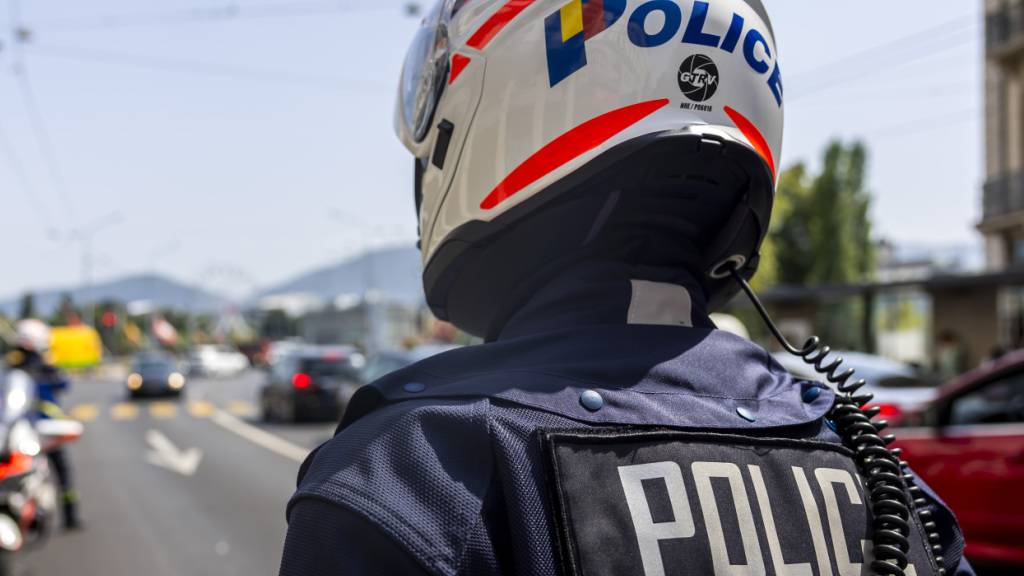 Rollerfahrer stirbt nach Unfall in Troinex GE