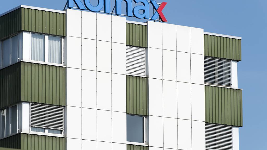 Komax-GV für Zusammenschluss mit Metall-Zug-Tochter Schleuniger