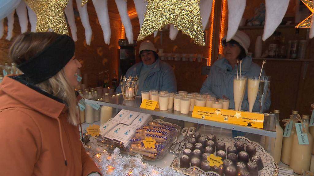 Sara Wicki entdeckt den Einsiedler Weihnachtsmarkt