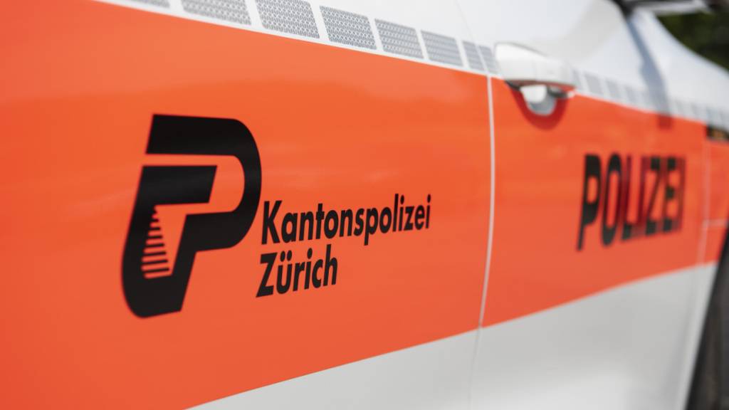 Die Kantonspolizei Zürich hat am Donnerstag sieben jugendliche Motorradfahrer festgenommen. (Symbolbild)