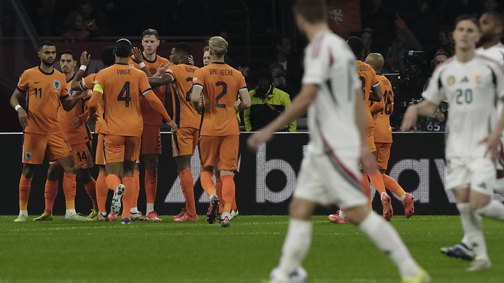 Niederlande im Viertelfinal, Deutschland mit Kantersieg