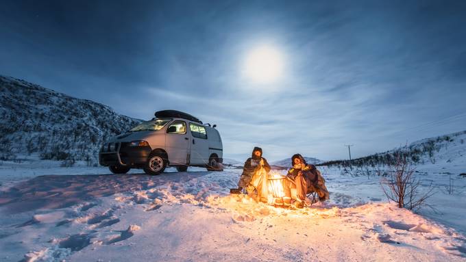 Camping im Schnee – das musst du beachten, um im Winter campieren zu können