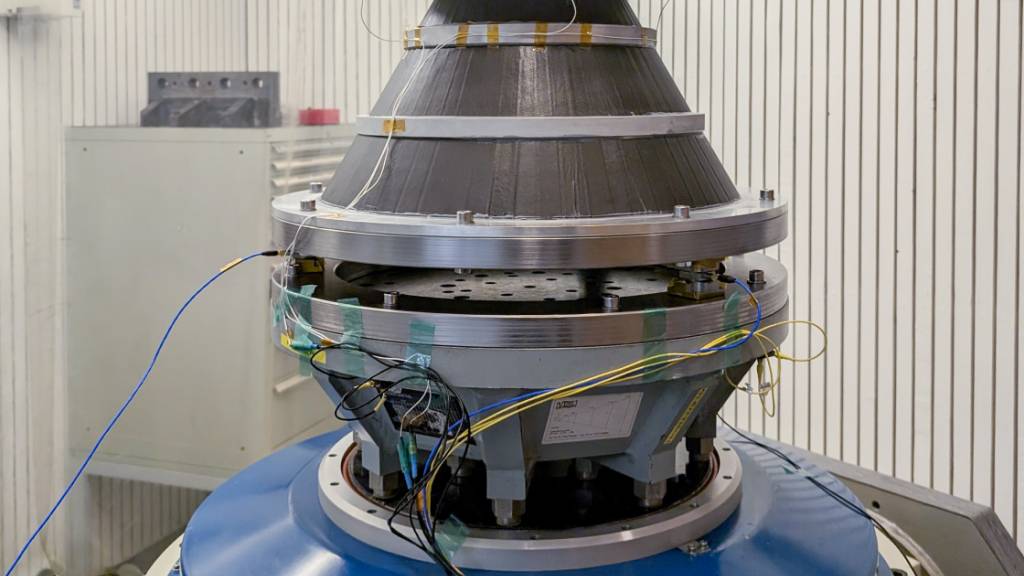 Dieser Prototyp kann Satelliten beim Raketenstart vor starken Erschütterungen schützen.