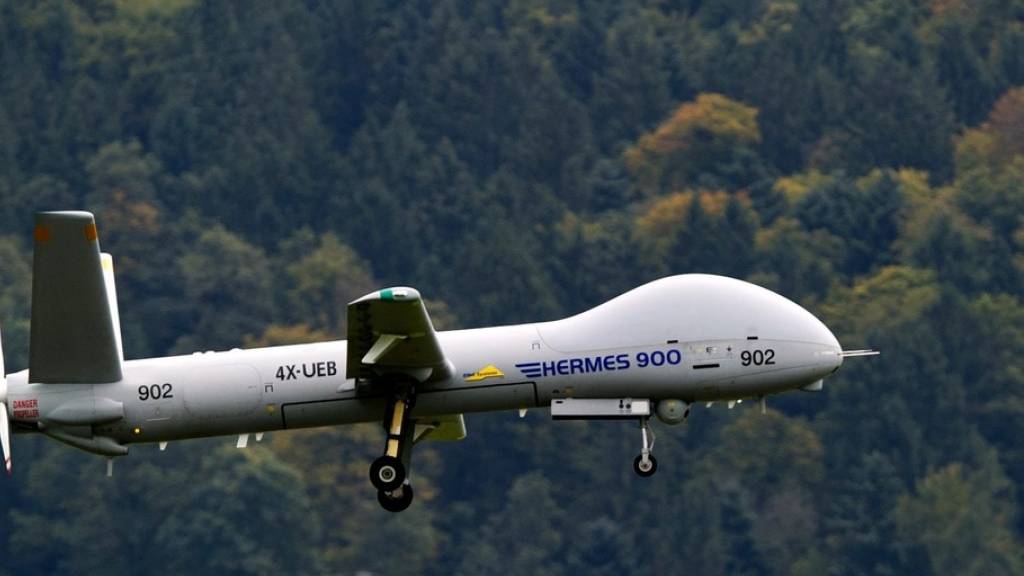 Auf die neuen Drohnen des Typs Hermes 900 muss das Schweizer Grenzwachtkorps mindestens sieben Monate länger warten als geplant. Der israelische Hersteller hat die Dauer der Zertifizierung unterschätzt. (Archivbild)