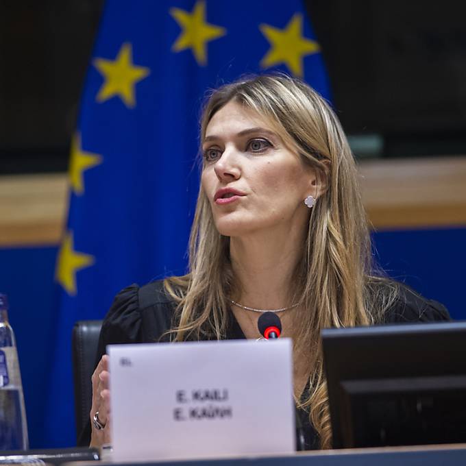 EU-Parlament setzt Vizepräsidentin Eva Kaili ab