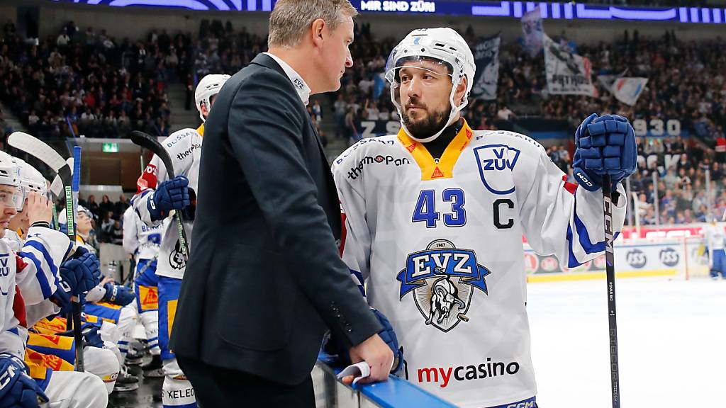 Am Tag, nachdem Dan Tangnes den Abschied per Ende Saison aus Zug bekanntgegeben hat, setzten die Zuger Spieler gegen Kloten ein Zeichen