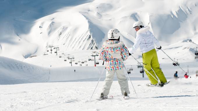 Trotz Lockdown: Schweizer buchen Skiferien in Österreich