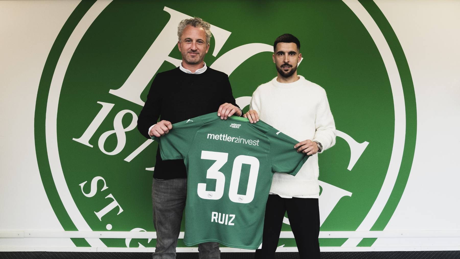 Victor Ruiz unterschreibt bei den Espen einen Vertrag bis 2024 – mit der Option auf eine Verlängerung.