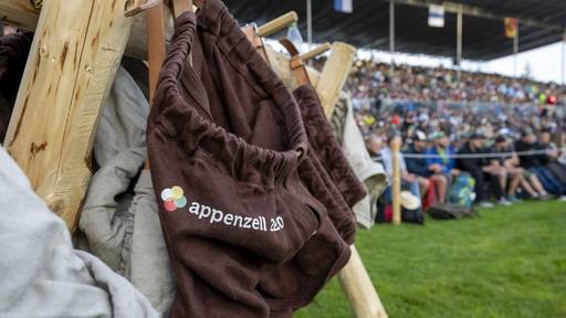 Los gehts in Appenzell: Das Anschwingen läuft