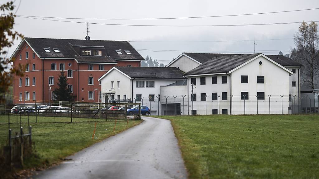 In Gmünden bei Niederteufen soll ein Strassenverkehrs- und Sicherheitszentrum entstehen. Die Gefängnisse sollen saniert werden. (Archivbild)