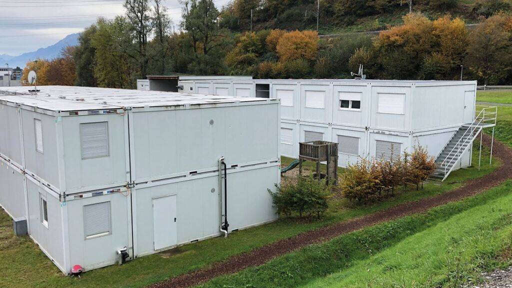 Die Containerunterkunft auf dem hinteren Teil der Küssnachter Sportanlage Luterbach.