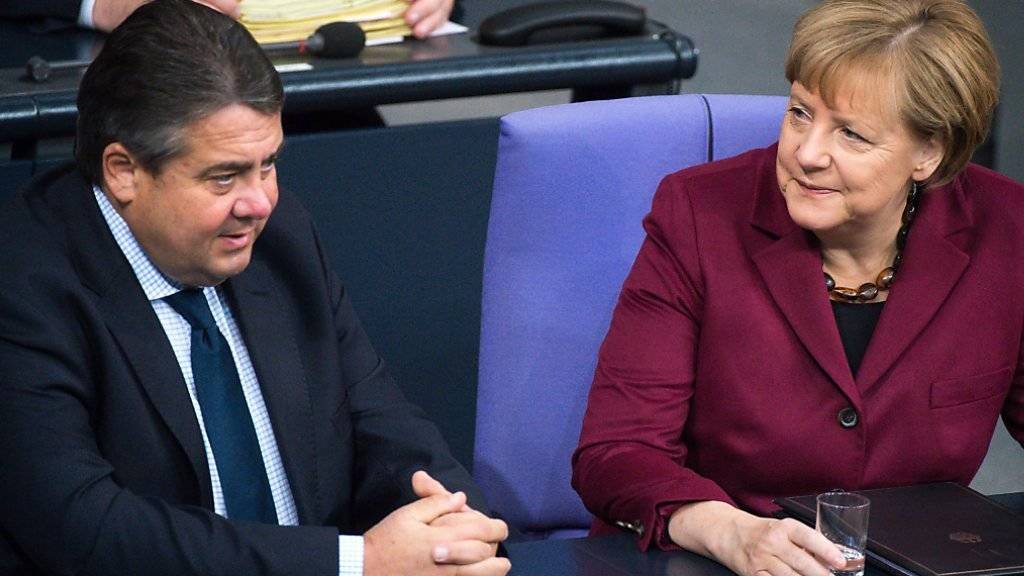 Zufriedene Gesichter bei der Regierungsspitze: Bundeskanzlerin Angela Merkel und ihr Vize Sigmar Gabriel