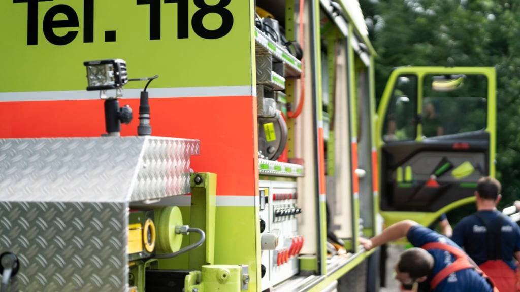 Die Feuerwehr rückte am Montagmorgen gleich mehrmals aus. (Symbolbild)