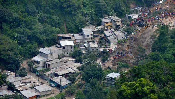 Zahl der Opfer steigt nach Erdrutsch in Guatemala auf mehr als 30