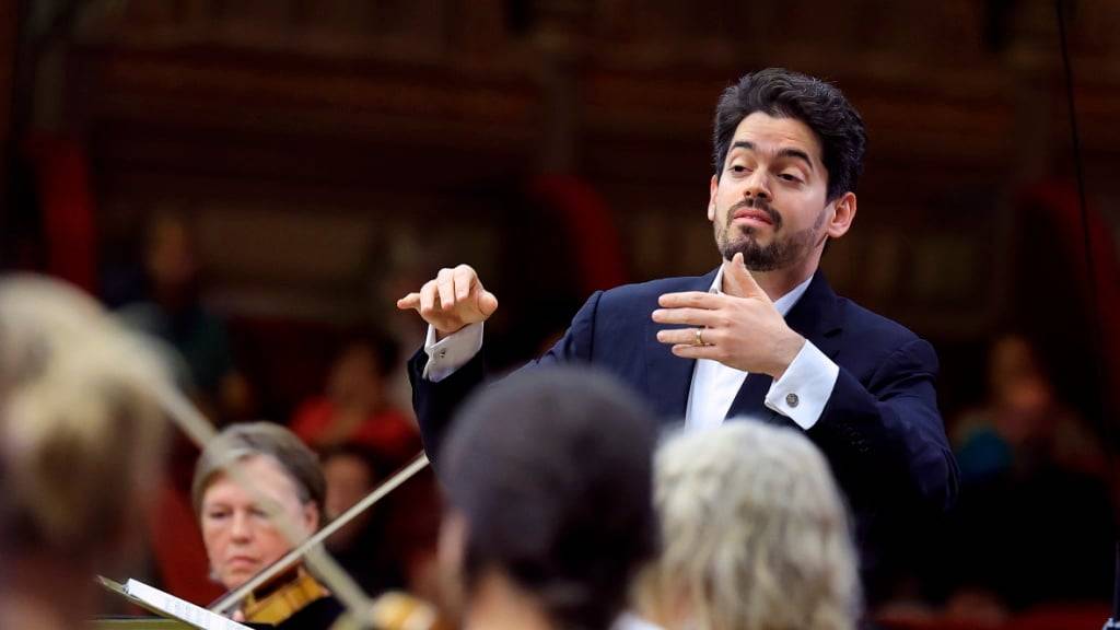 Die Konzert-Absage in Belgien an den israelischen Dirigenten Lahav Shani wühlt die Kulturszene seit Tagen auf. (Archivbild)