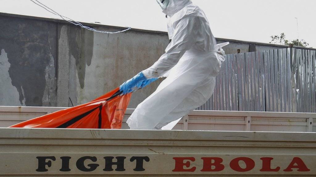 Die WHO erhöht die Ebola-Warnstufe im Kongo und erwägt die Ausrufung eines internationalen Gesundheitsnotstands. (Symbolbild)
