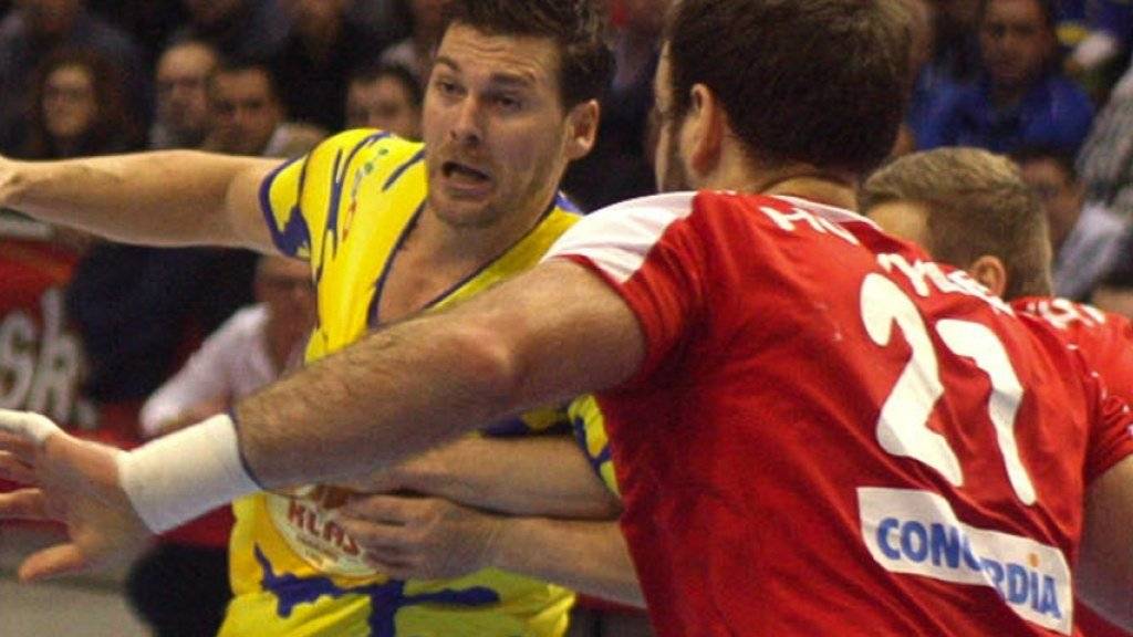 Auf dem Parkett ohne Chance - und am grünen Tisch? Die Schweizer Handballer hoffen auf einen Forfaitsieg gegen Bosnien