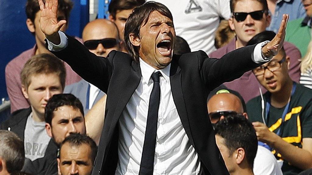 Die Gesten des neuen Chelsea-Trainers Antonio Conte scheinen von den Spielern verstanden zu werden