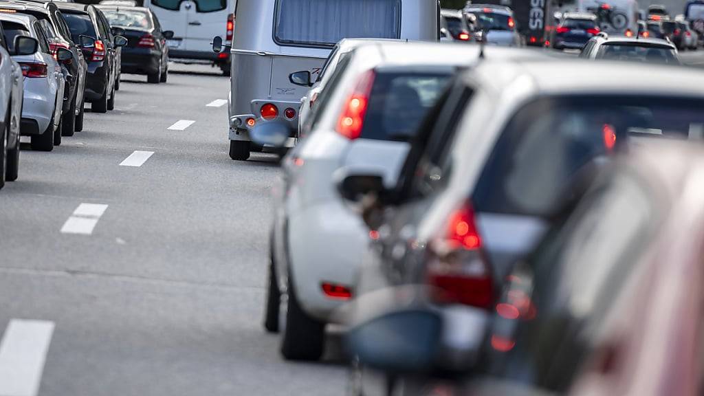 Stau am Gotthard erreicht erneut eine Länge von zehn Kilometern